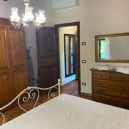 Apartamento Rosa Di Maggio Pari Exterior foto