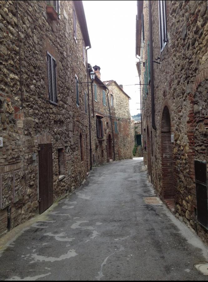 Apartamento Rosa Di Maggio Pari Exterior foto